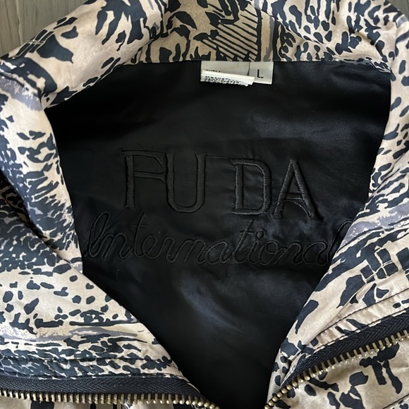 100% Silk Animal Print Zippered Jacket Shirt size large - Picture 4 of 9